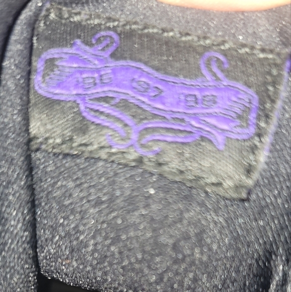 Air Jordan High Tops - Picture 5 of 7